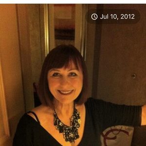 Meet your Posher, Rosalie